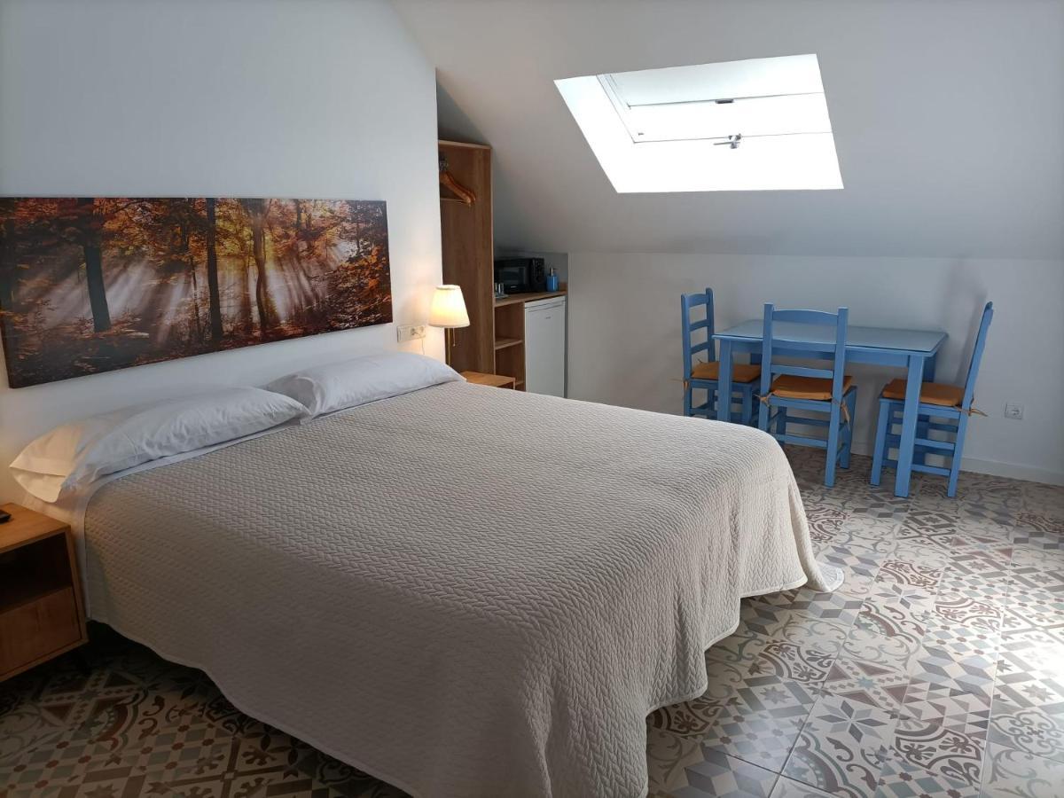 Hostal Las Encinas Villaviciosa de Odón Eksteriør bilde