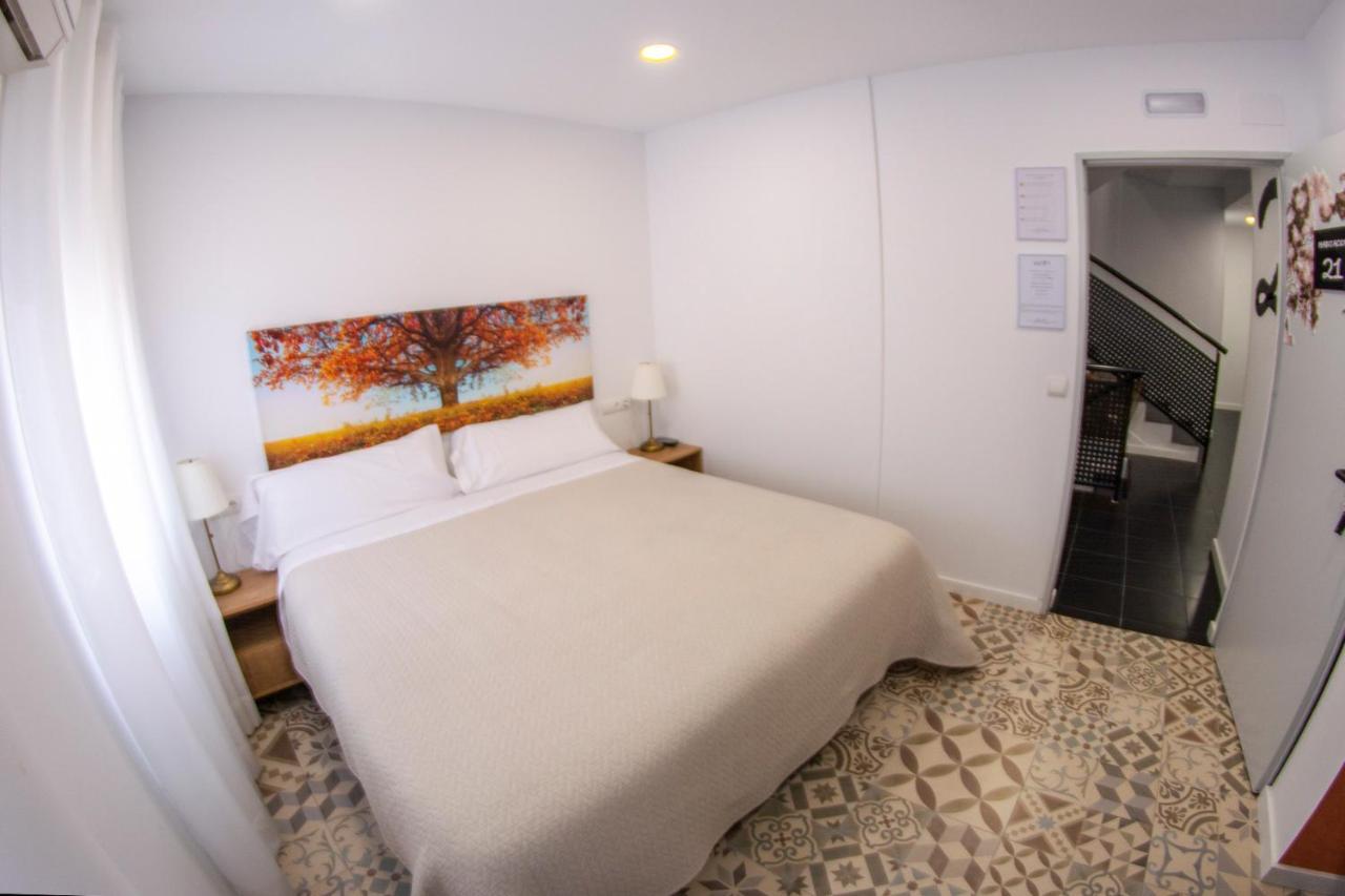 Hostal Las Encinas Villaviciosa de Odón Eksteriør bilde