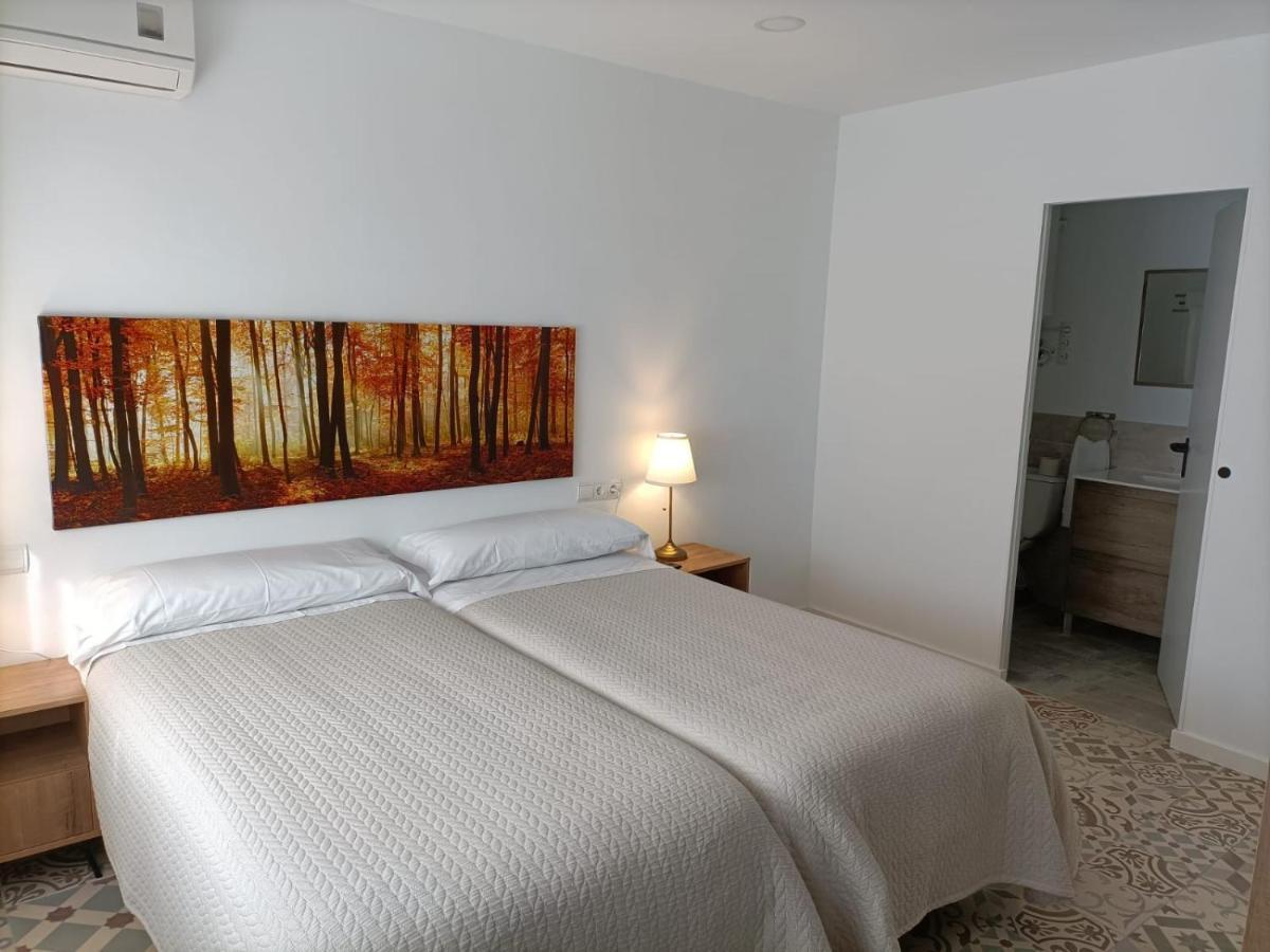 Hostal Las Encinas Villaviciosa de Odón Eksteriør bilde