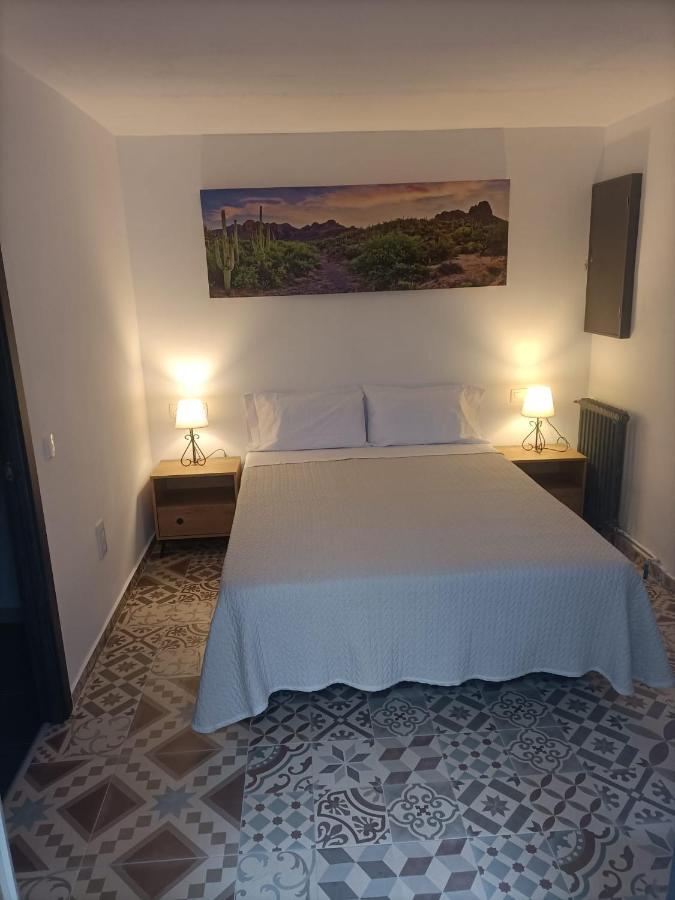 Hostal Las Encinas Villaviciosa de Odón Eksteriør bilde