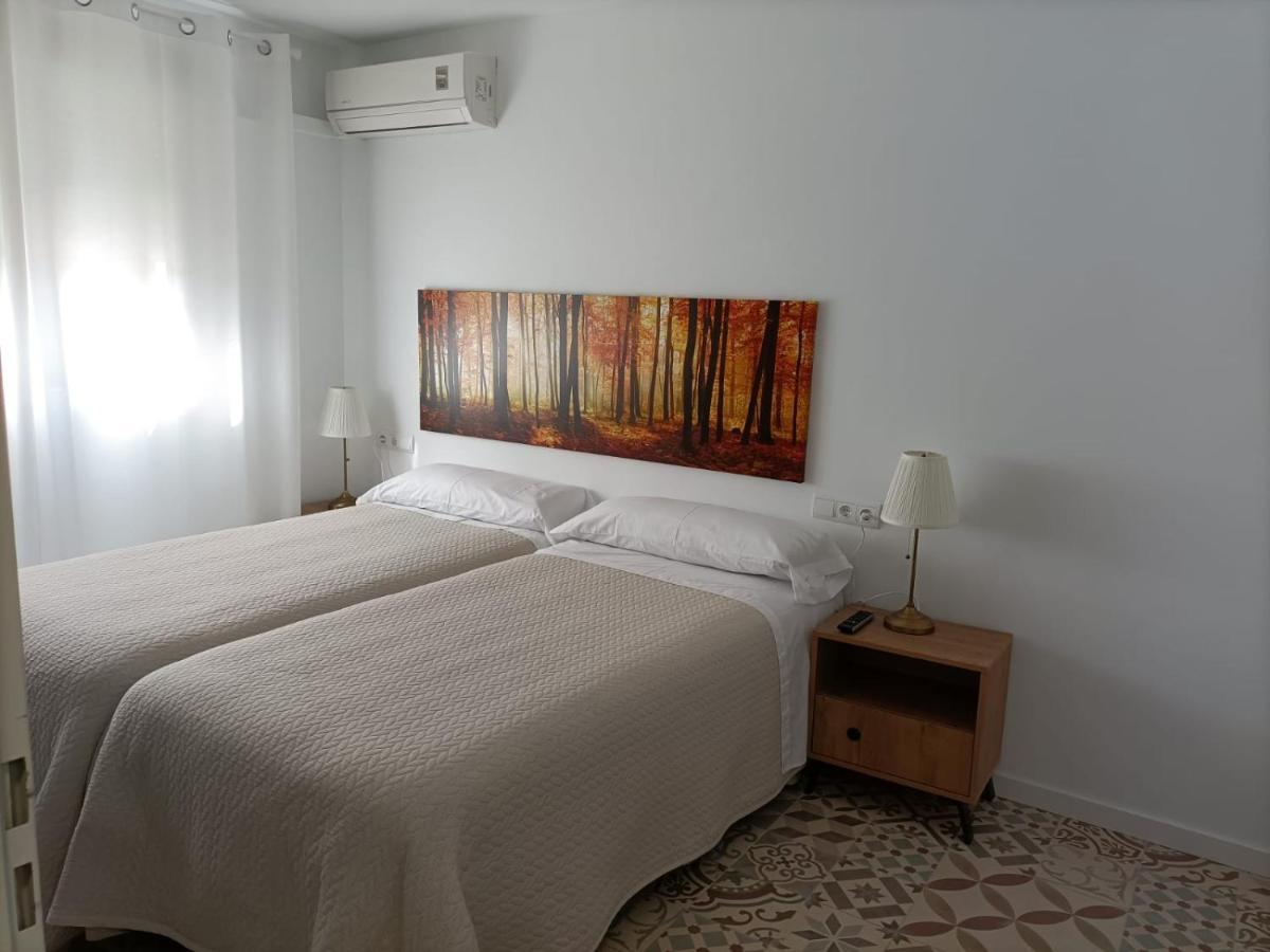 Hostal Las Encinas Villaviciosa de Odón Eksteriør bilde